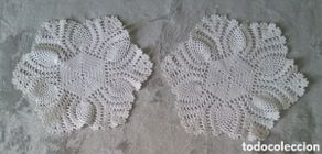 Antigüedades: 2 TAPETES VINTAGE.GANCHILLO-CROCHET.HECHOS A MANO.